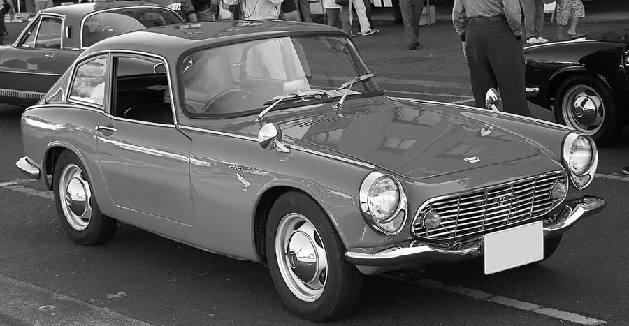 HONDA : Honda S600 coupé de 1965, photo récente, CC0 (Wikimedia Commons)