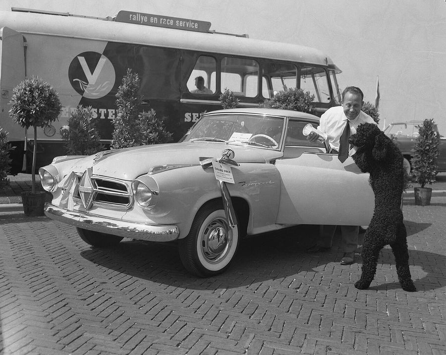 BORGWARD : Borgward Isabella à un concours d’élégance, 1957, Nationaal Archief / Anefo (CC0)