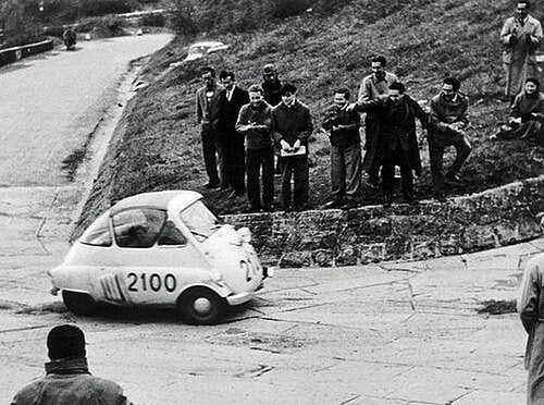 ISO : Iso Isetta aux Mille Miglia, 1954, domaine public
